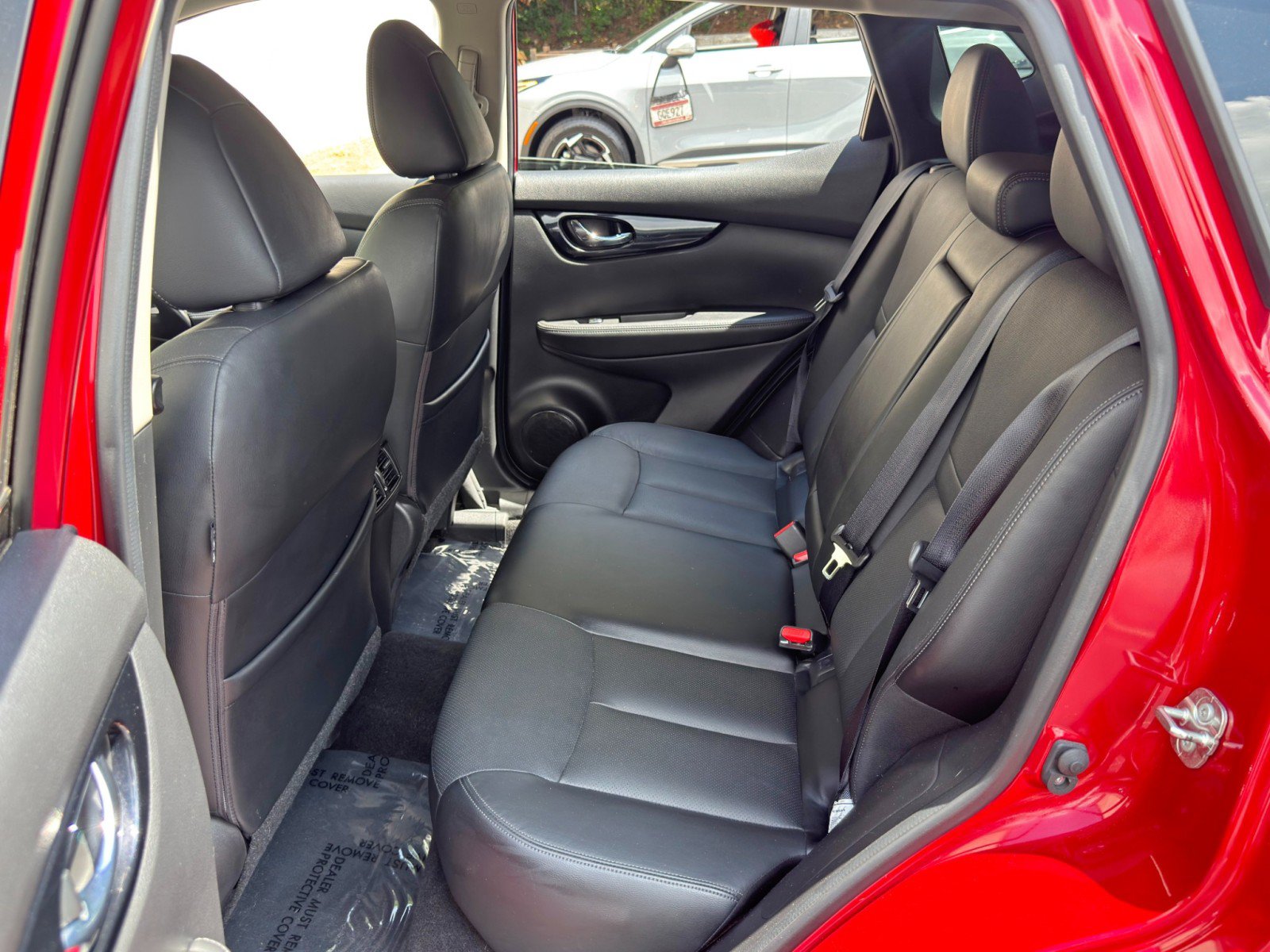 Used 2018 Nissan Rogue Sport SL w/ SL Premium Package FWD image 38