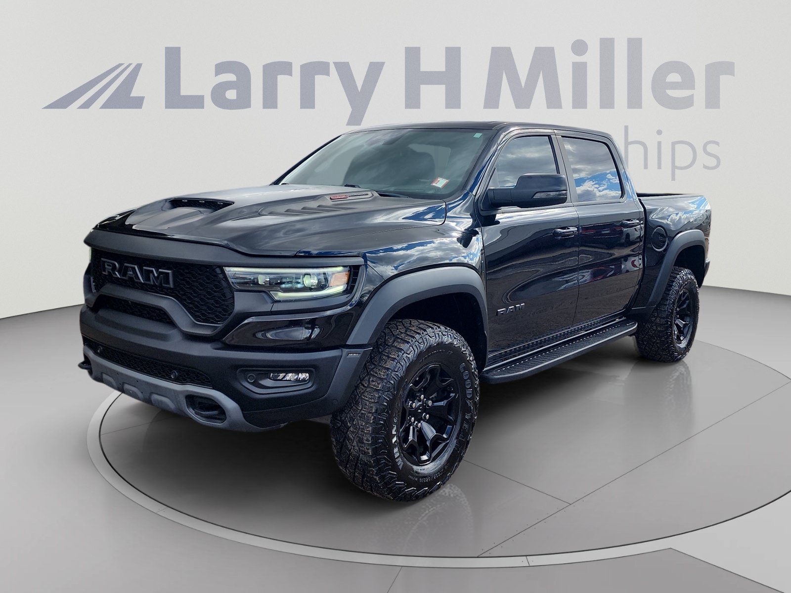 Used 2023 RAM 1500 TRX w/ TRX Level 2 Equipment Group AWD/4WD image 1