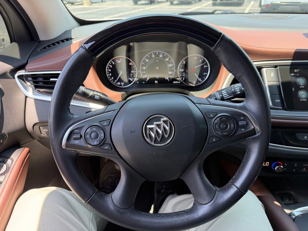 Used 2019 Buick Enclave Avenir w/ Avenir Technology Package FWD image 16