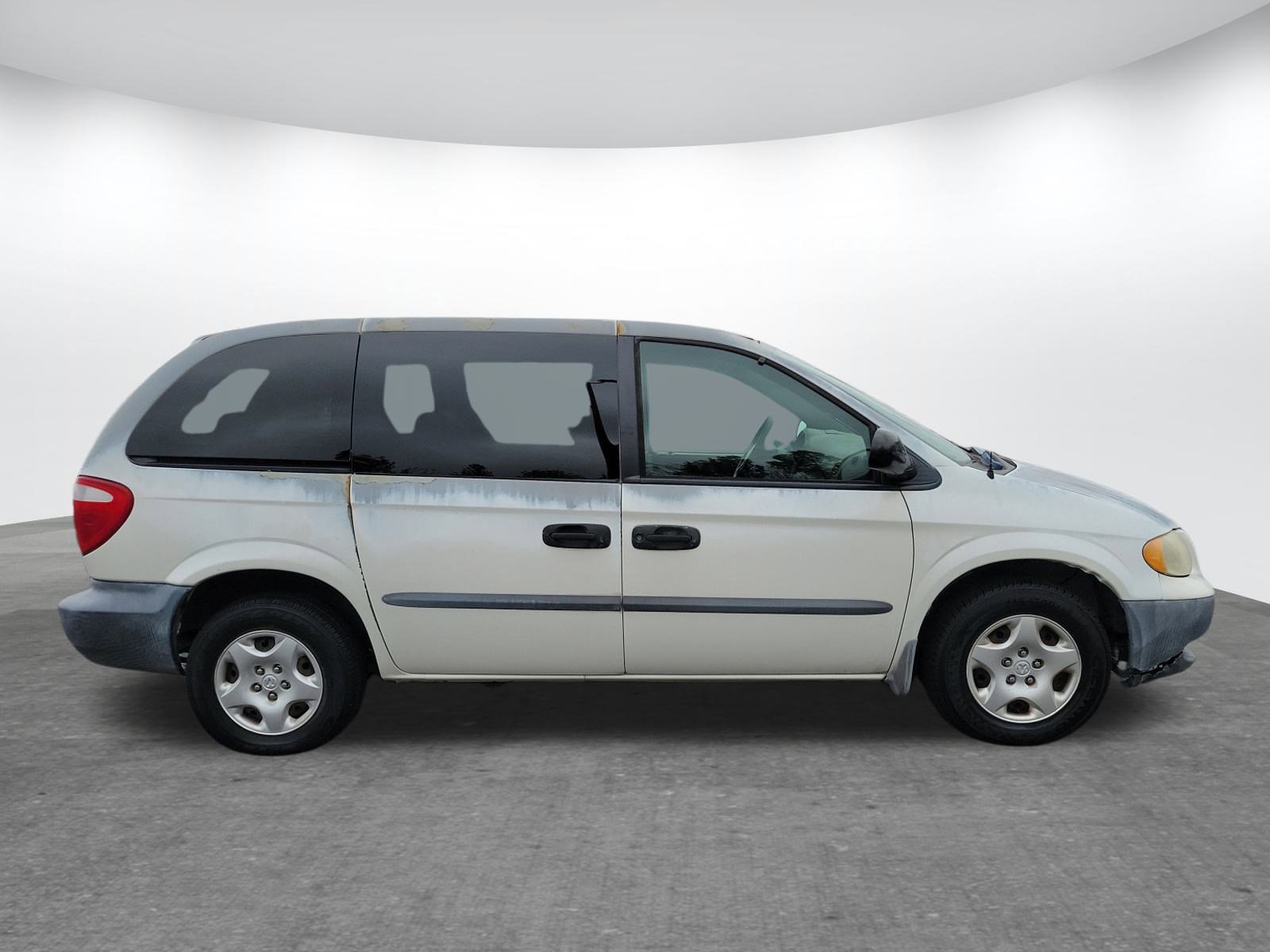 Used 2002 Dodge Caravan SE image 17