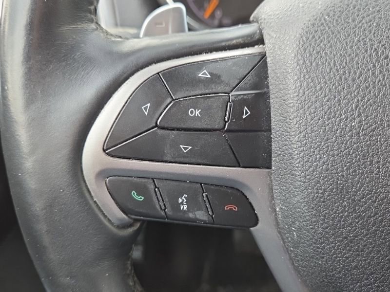 Used 2017 Jeep Grand Cherokee Altitude AWD/4WD image 26