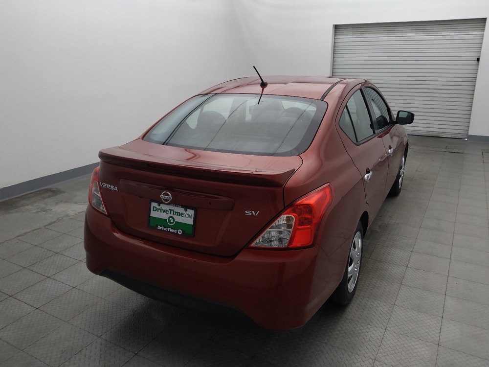 Used 2019 Nissan Versa SV FWD image 7