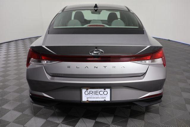 Used 2023 Hyundai Elantra SEL FWD image 7