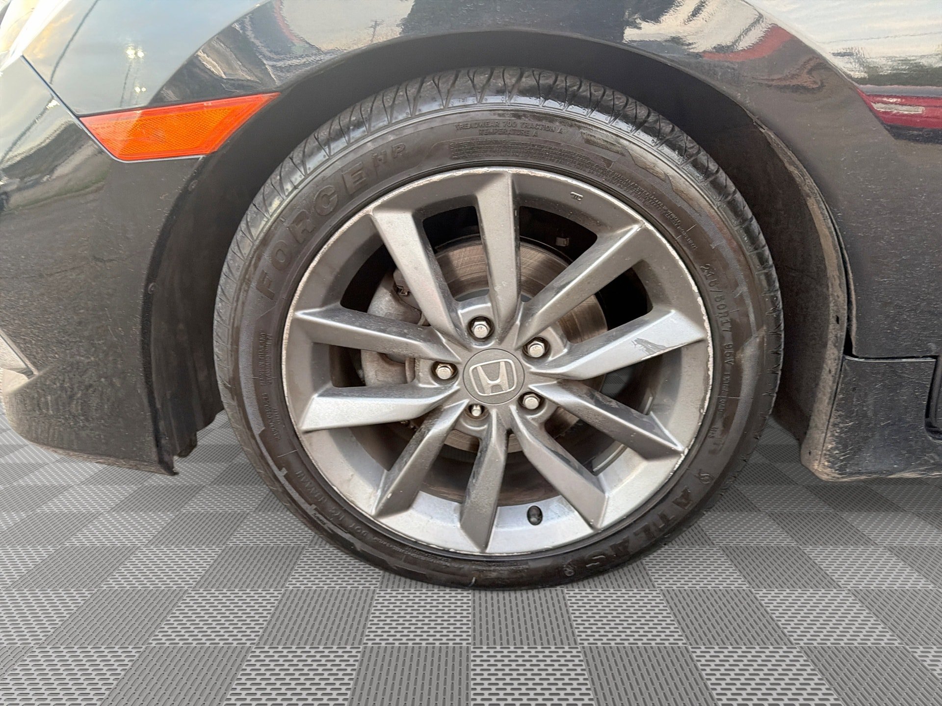 Used 2020 Honda Civic EX image 19