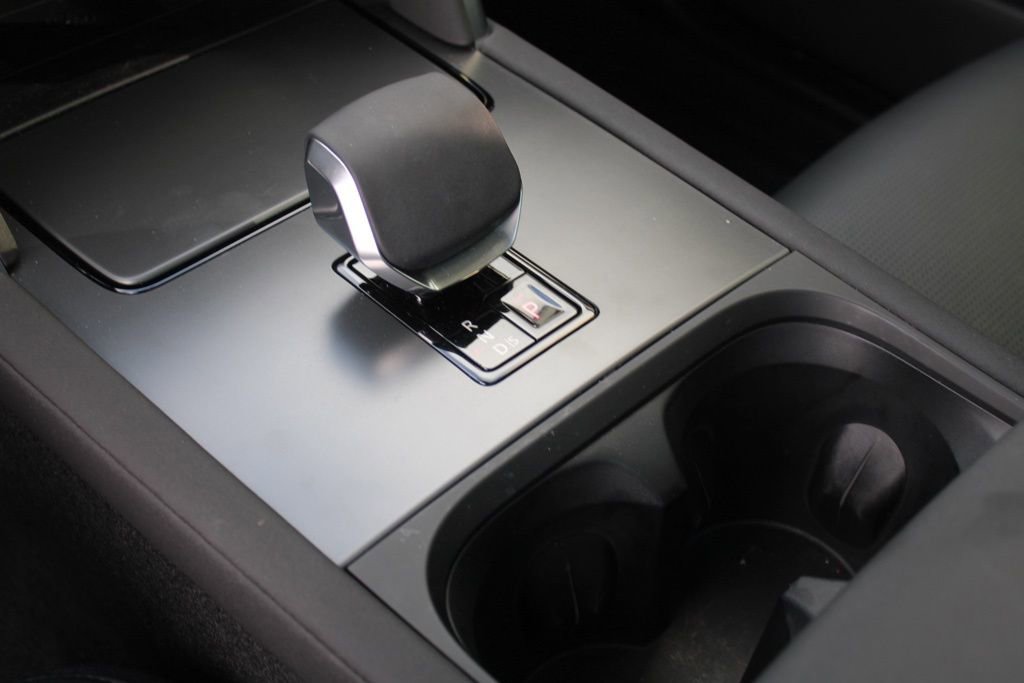 Certified 2025 Land Rover Discovery Sport S image 25