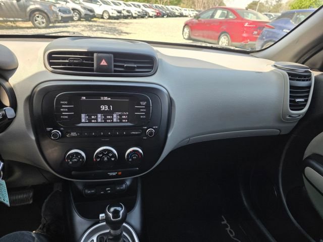 Used 2017 Kia Soul image 16