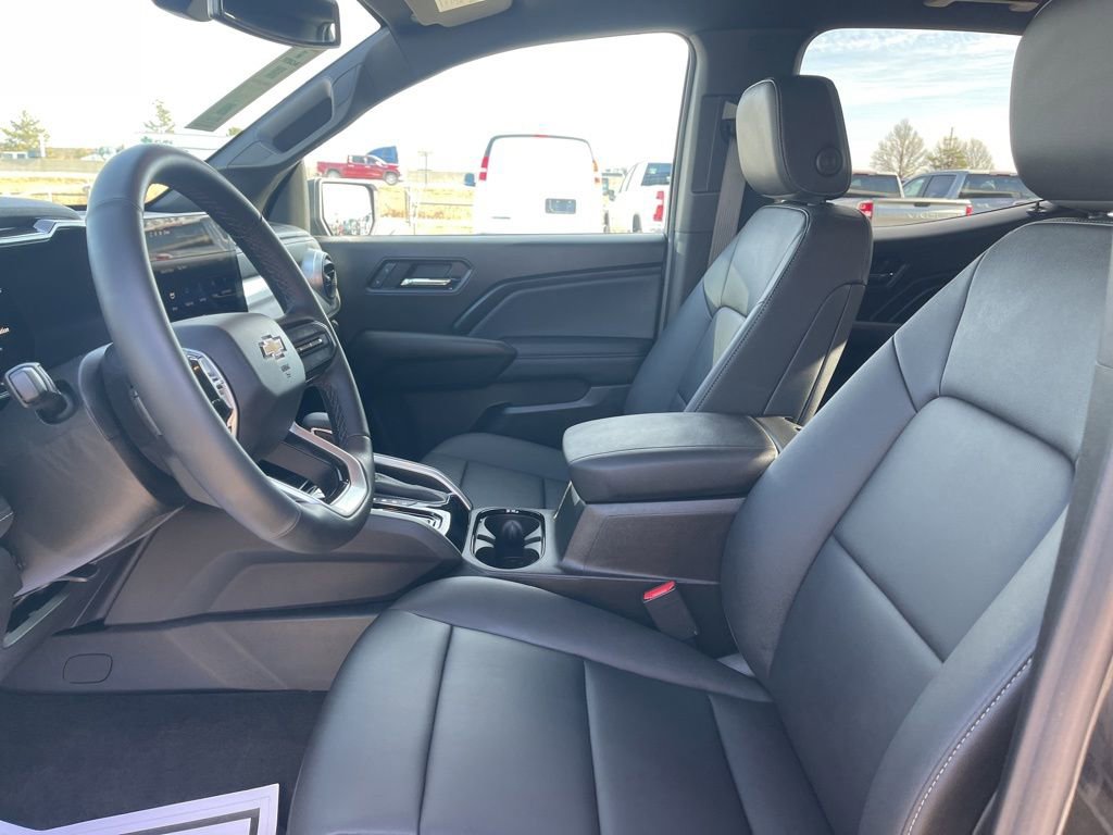New 2025 Chevrolet Colorado LT w/ LT Convenience Package image 17