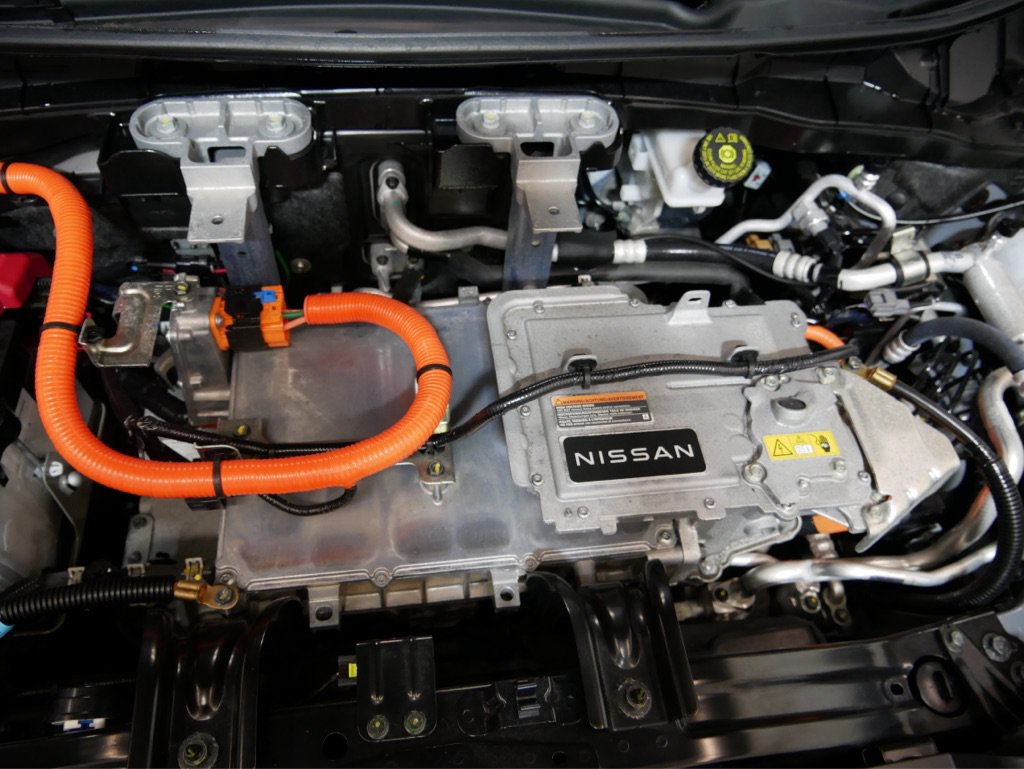 Used 2024 Nissan Ariya AWD image 35