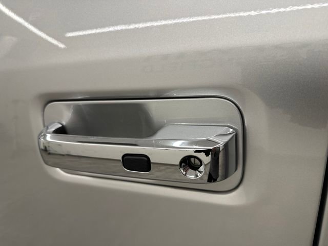 Certified 2019 Ford F150 Platinum w/ Equipment Group 701A Luxury image 33