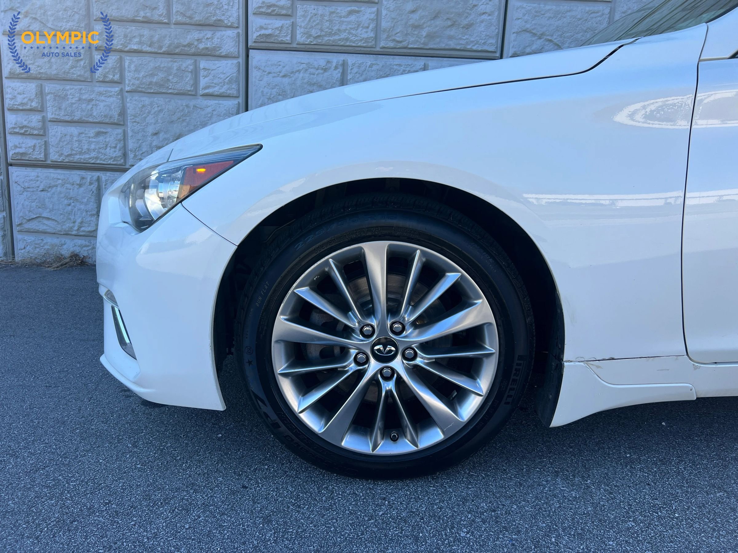 Used 2019 INFINITI Q50 Luxe image 9