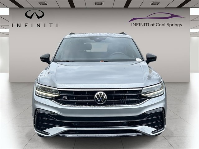 Used 2023 Volkswagen Tiguan SE R-Line image 2
