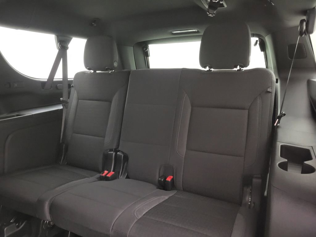 New 2026 Chevrolet Suburban LS RWD image 39