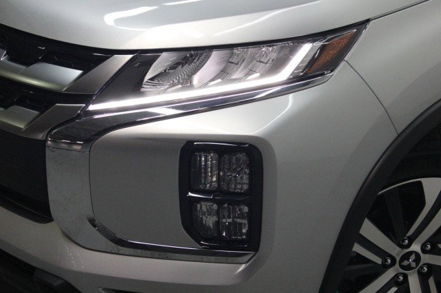 New 2026 Mitsubishi Outlander Sport SEL AWD/4WD image 2