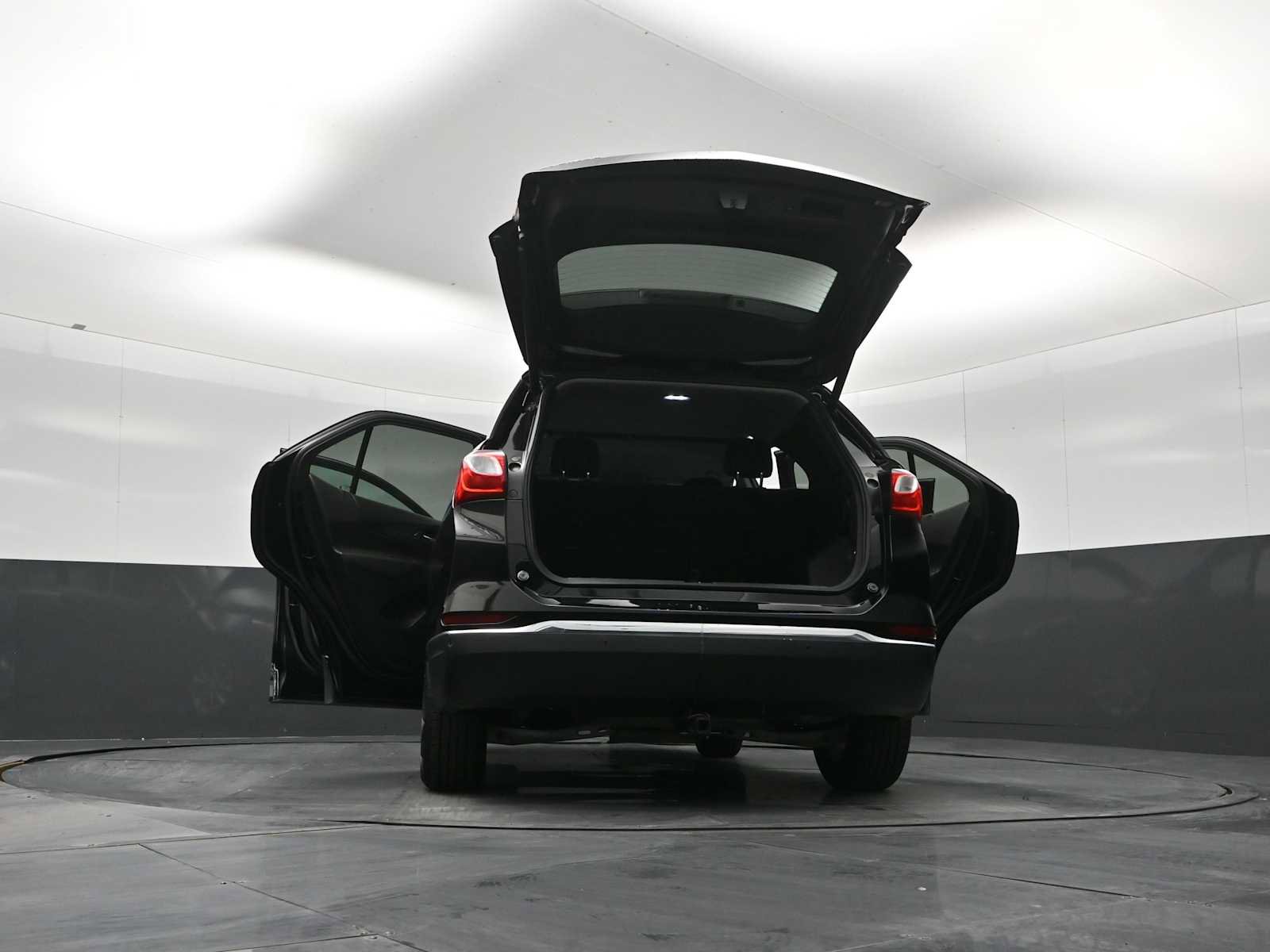 Used 2020 Chevrolet Equinox LT image 43