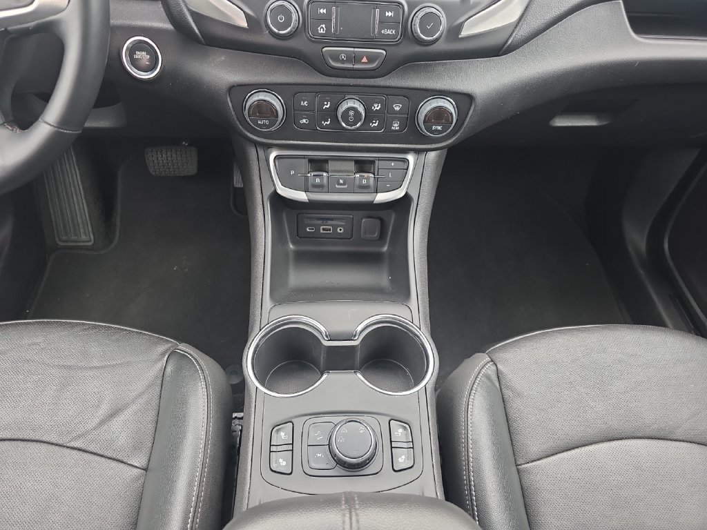 Used 2024 GMC Terrain SLT AWD/4WD image 12