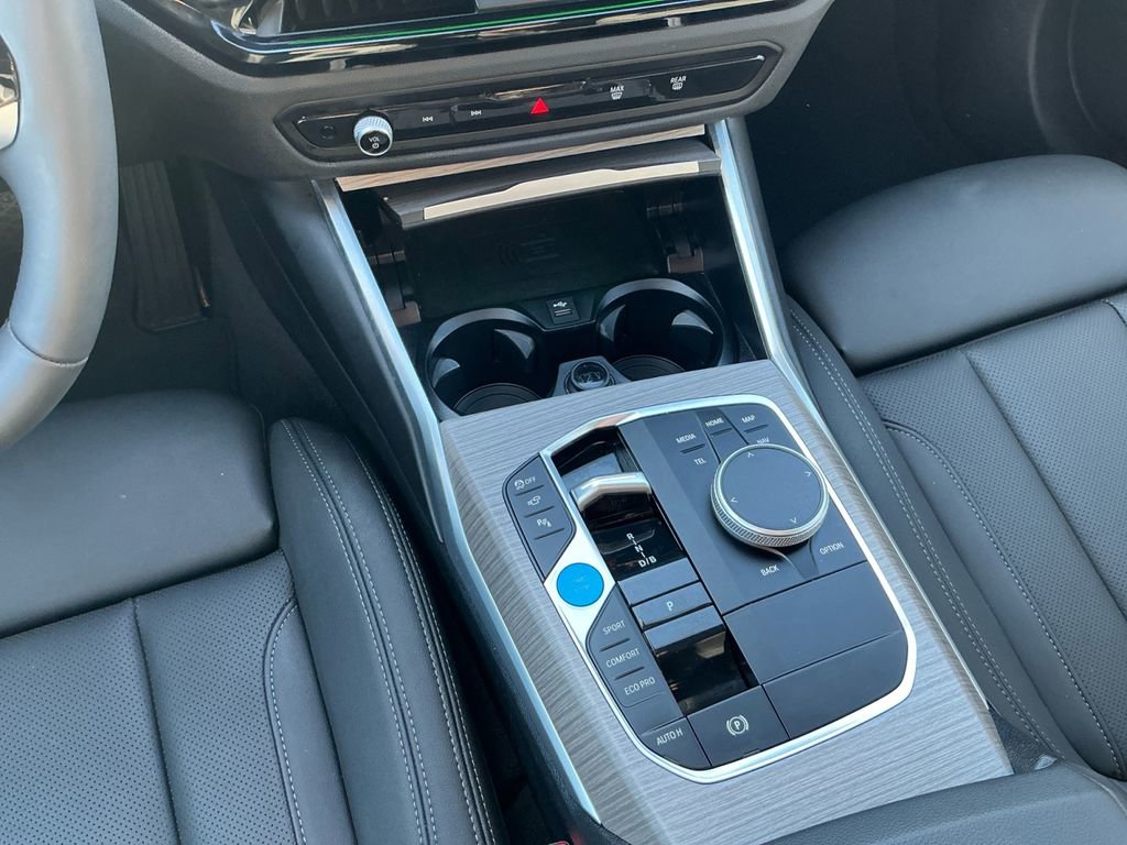 Used 2025 BMW i4 eDrive40 image 20