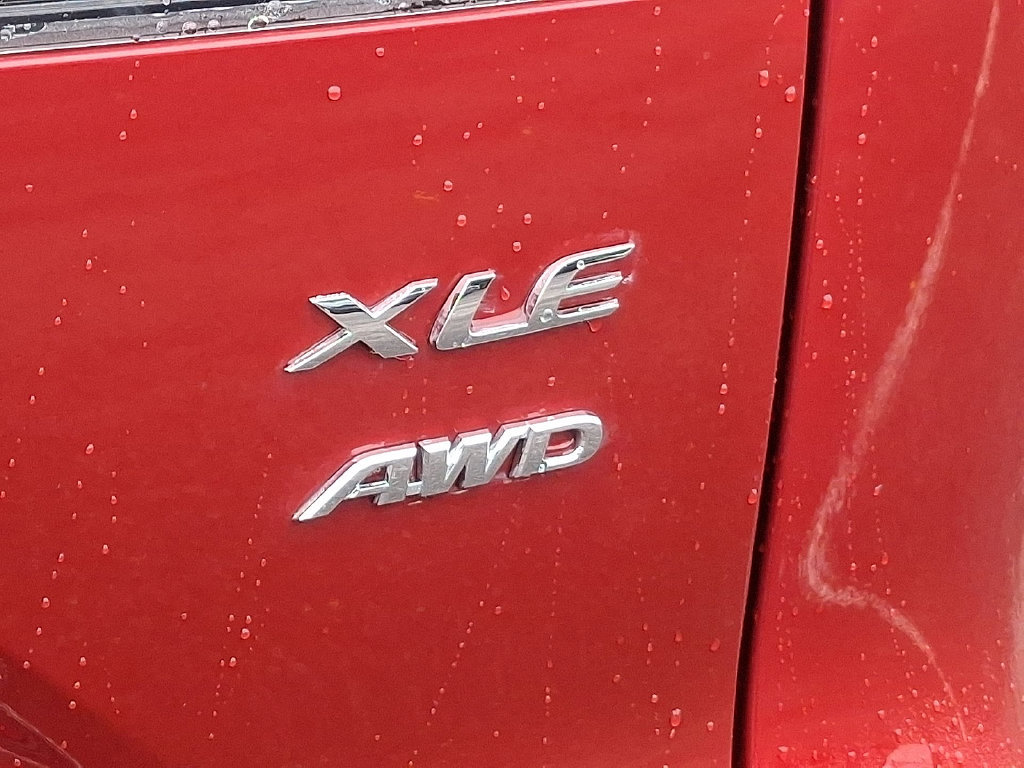 Certified 2023 Toyota Corolla Cross XLE w/ Convenience Package AWD/4WD image 31