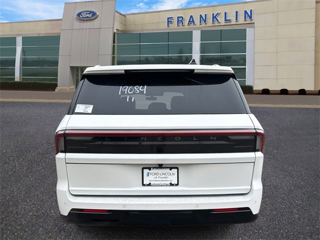 New 2025 Lincoln Navigator L Reserve image 6