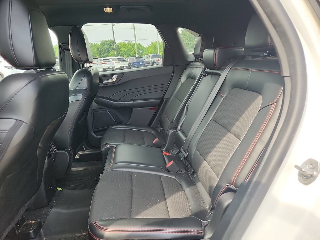 Used 2023 Ford Escape ST-Line w/ Tech Pack #1 AWD/4WD image 10