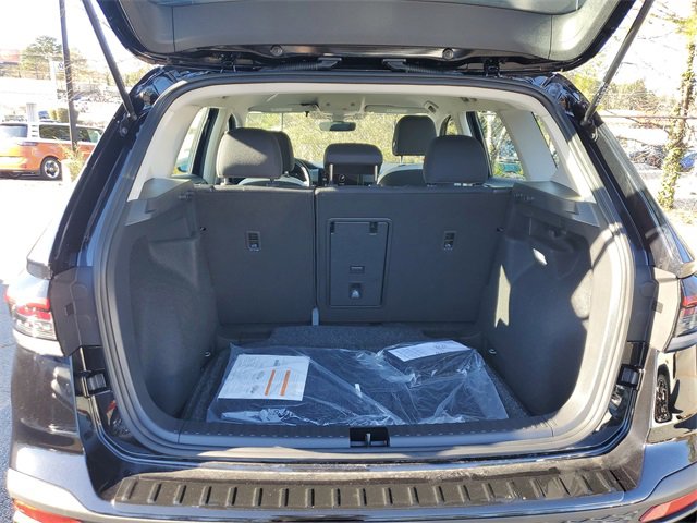 New 2026 Volkswagen Taos S image 8