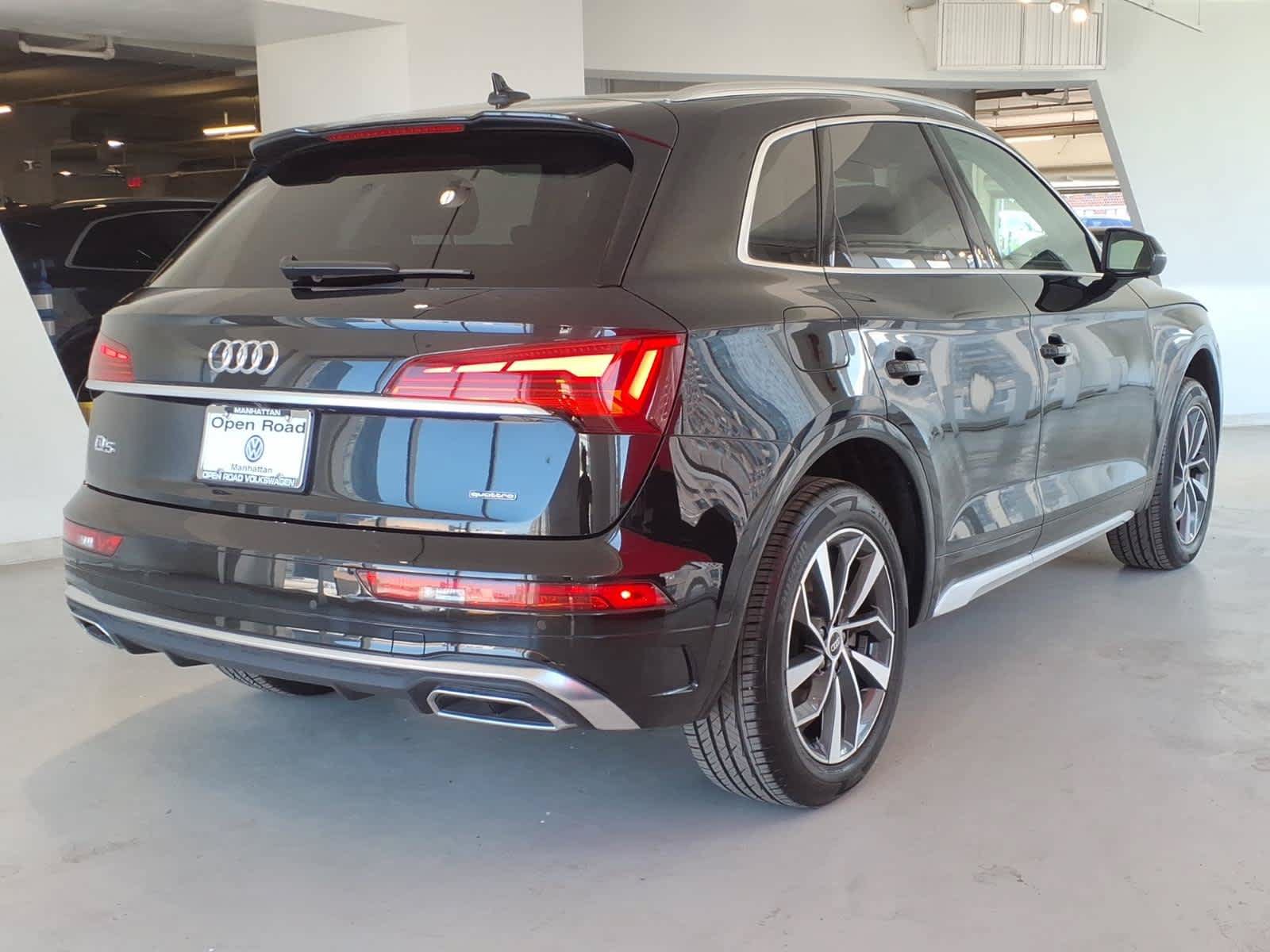Used 2023 Audi Q5 2.0T Premium Plus w/ Premium Plus Package AWD/4WD image 4