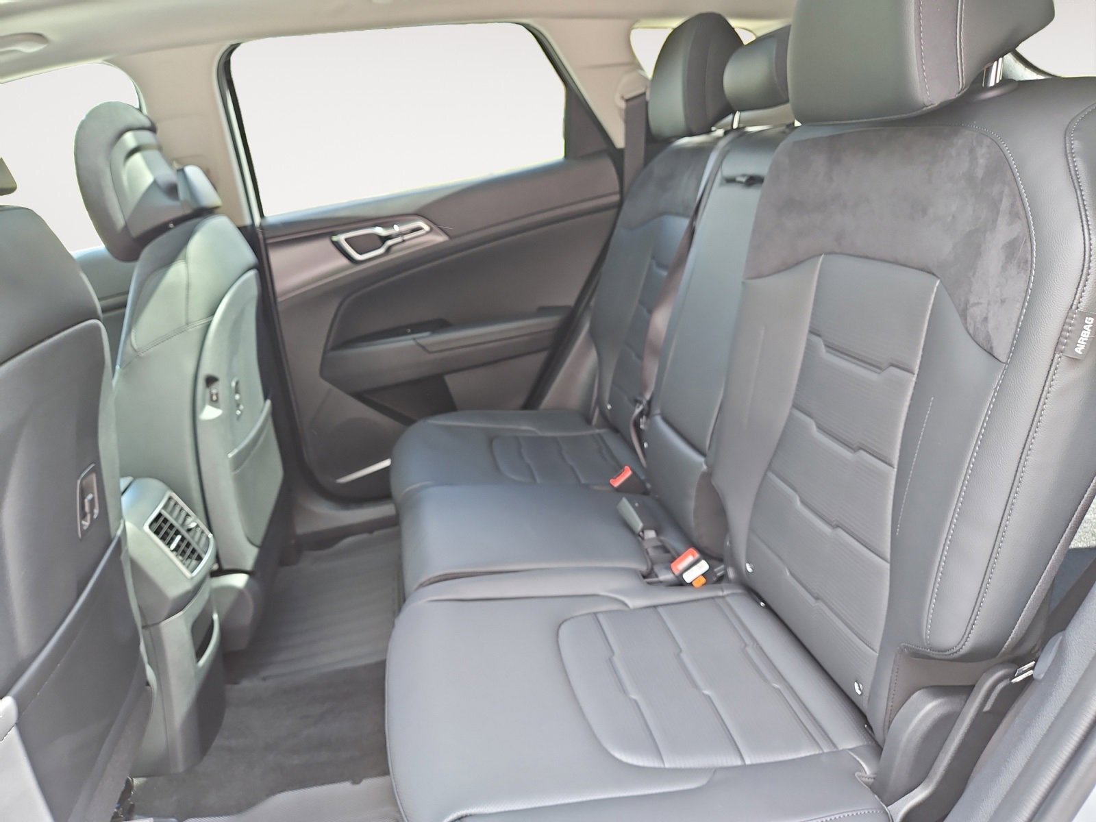 New 2026 Kia Sportage SX image 13
