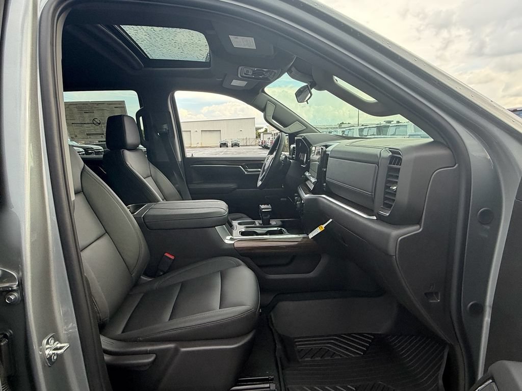 New 2026 Chevrolet Silverado 1500 RST w/ RST All Star Premium Package AWD/4WD image 8