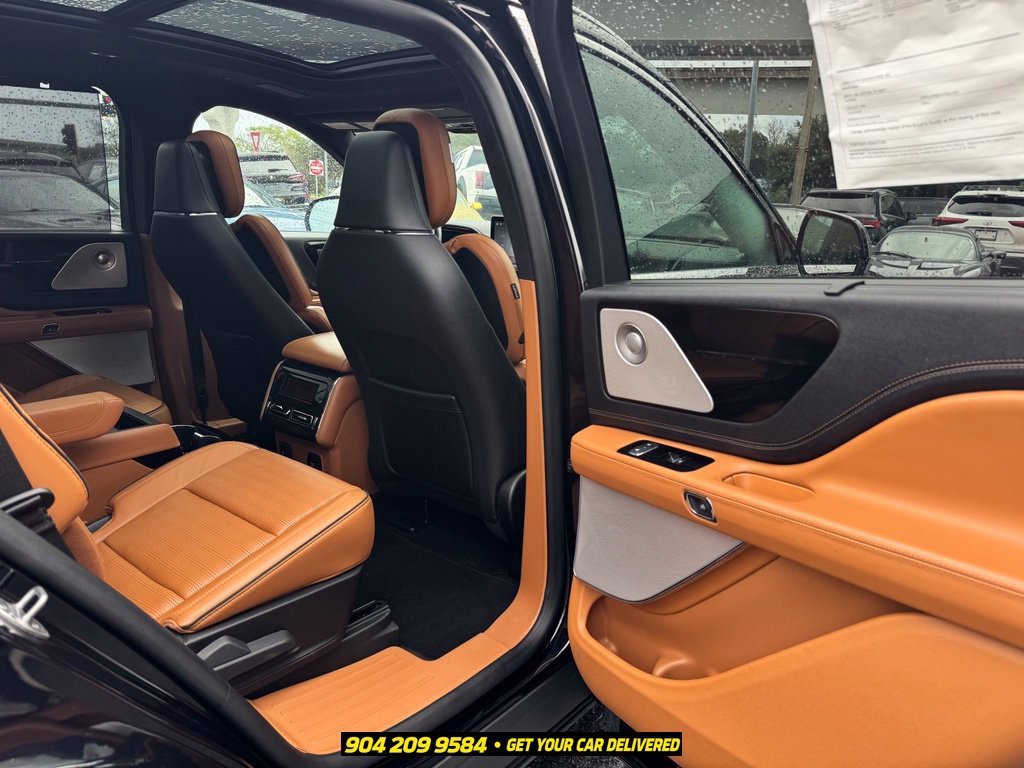 Used 2020 Lincoln Aviator Black Label w/ Dynamic Handling Package AWD/4WD image 35