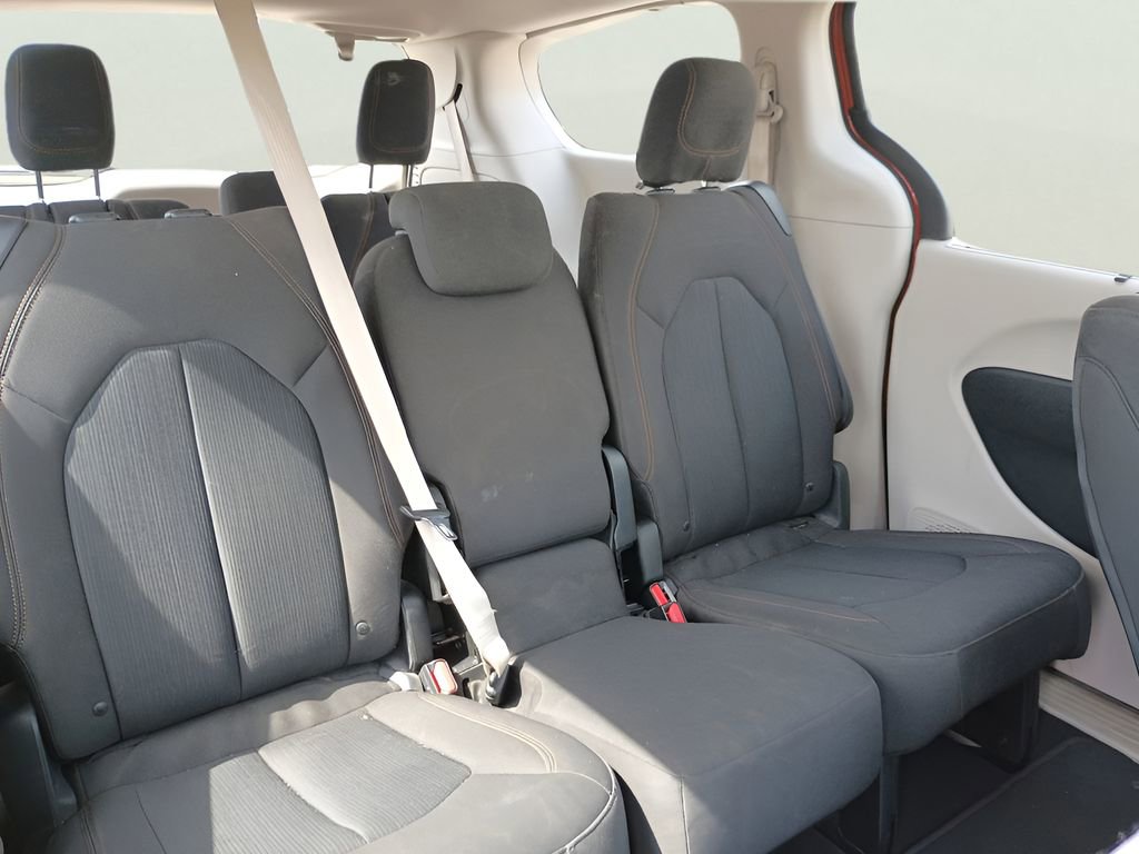 Used 2018 Chrysler Pacifica Touring Plus w/ Tire & Wheel Group image 21