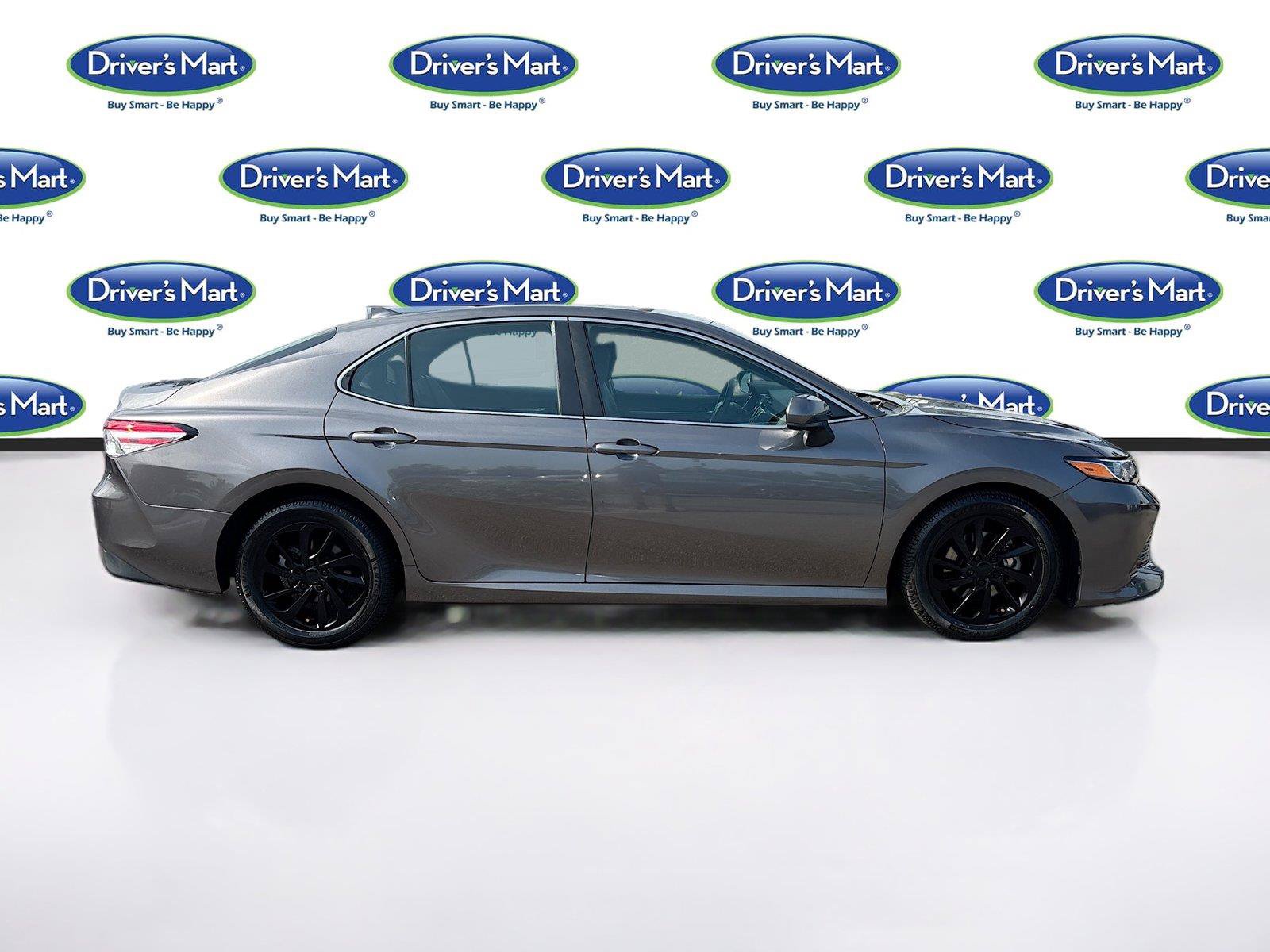 Used 2020 Toyota Camry LE FWD image 8