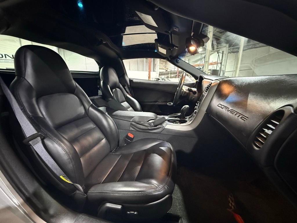 Used 2006 Chevrolet Corvette Coupe w/ Preferred Equipment Group image 20