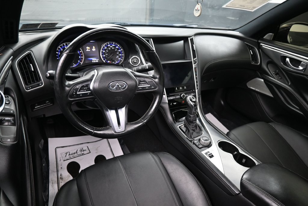 Used 2018 INFINITI Q60 3.0t Luxe w/ Sensory Package 3.0T Luxe AWD/4WD image 21