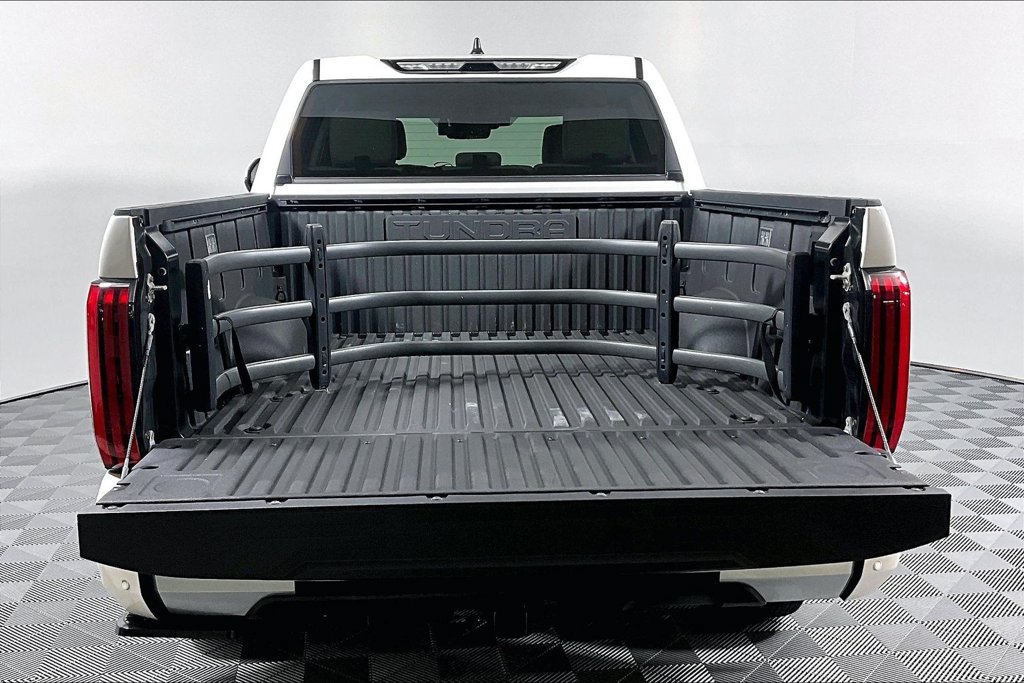 Used 2024 Toyota Tundra Limited w/ Power Package AWD/4WD image 33