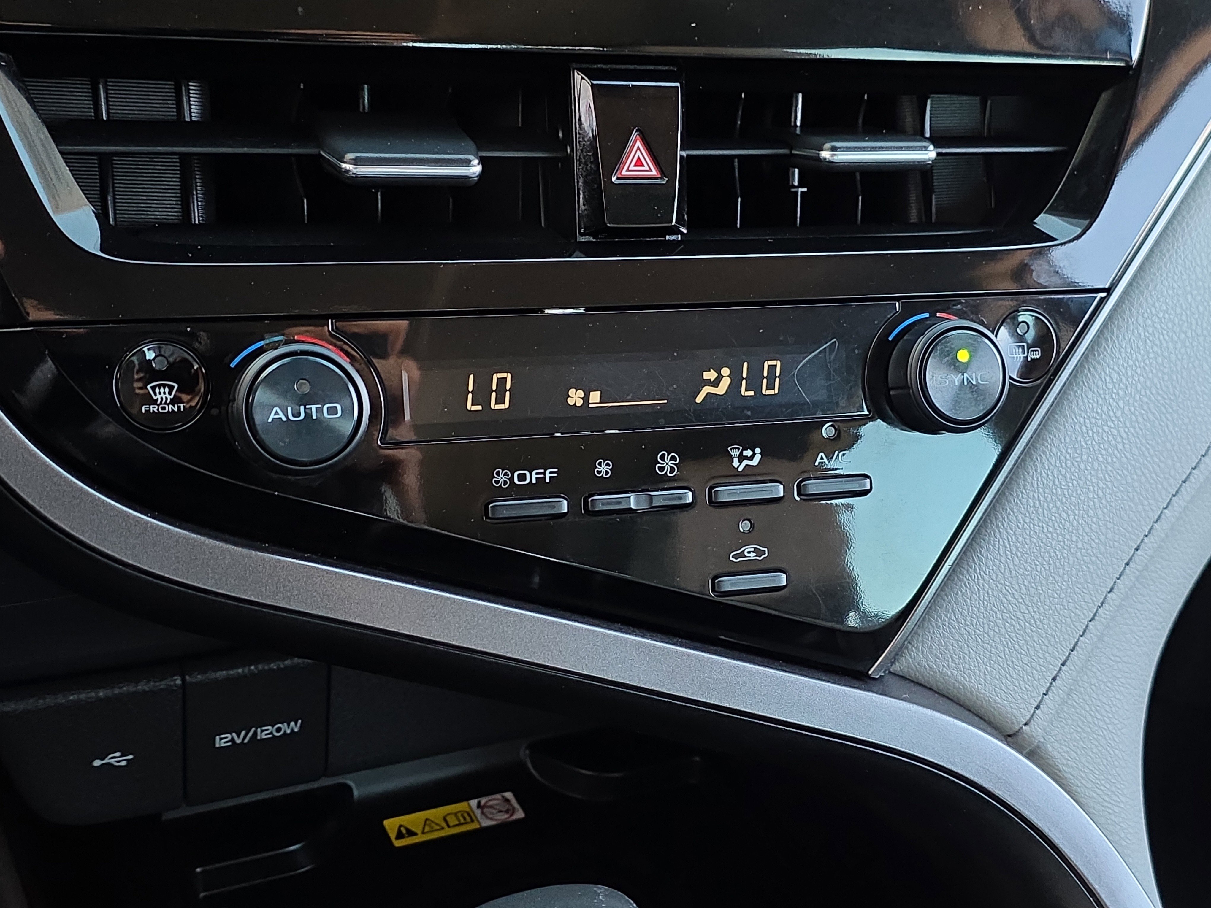 Used 2024 Toyota Camry XSE image 18