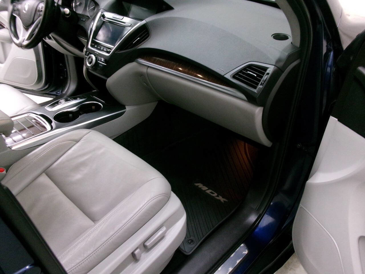 Used 2018 Acura MDX SH-AWD w/ Technology Package image 28