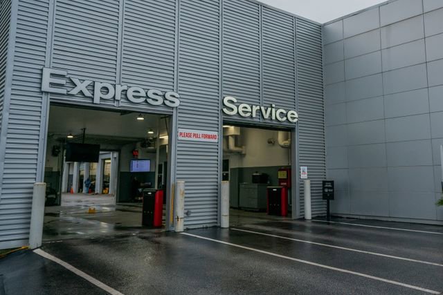 Used 2024 Nissan Z Performance w/ Floor Mat Package image 3