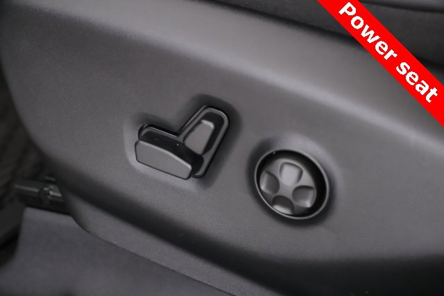 New 2026 Chrysler Pacifica Select image 21