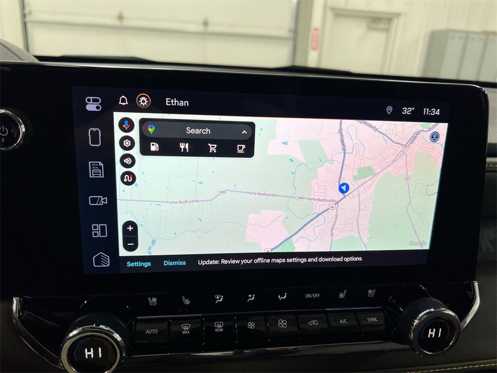 Used 2025 Chevrolet Colorado ZR2 w/ Technology Package image 14