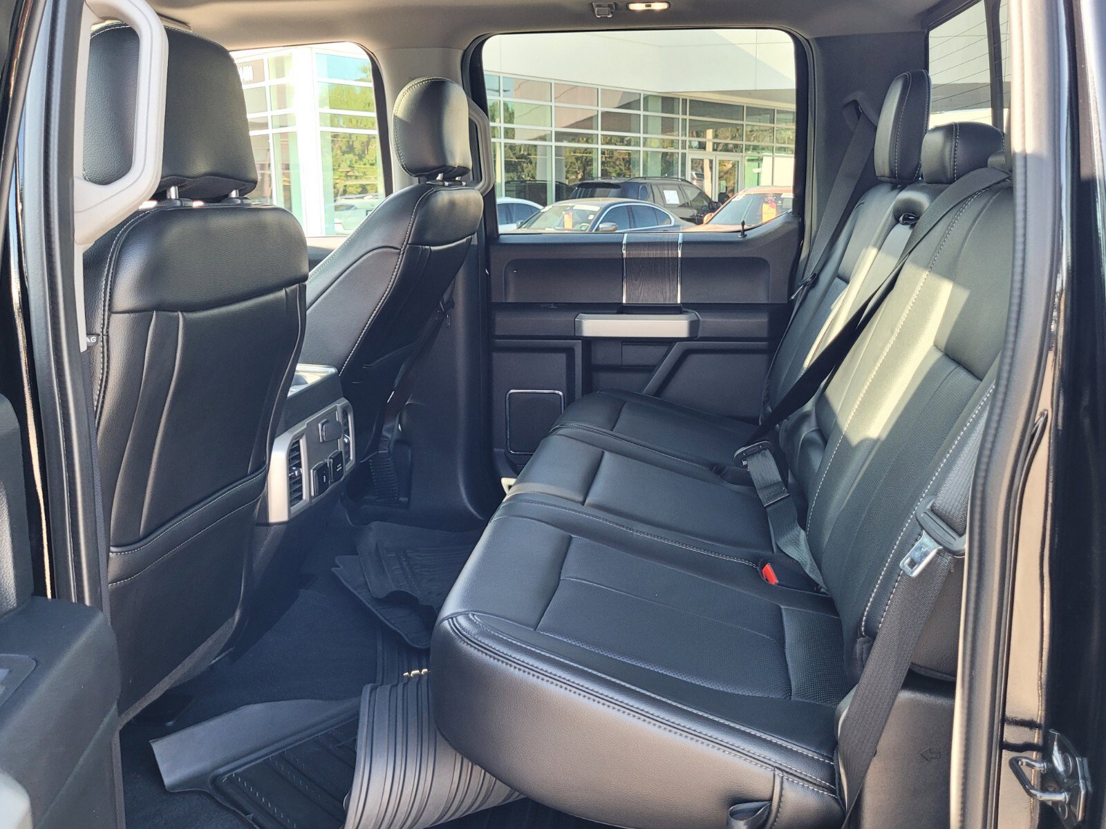 Used 2021 Ford F250 Lariat image 11