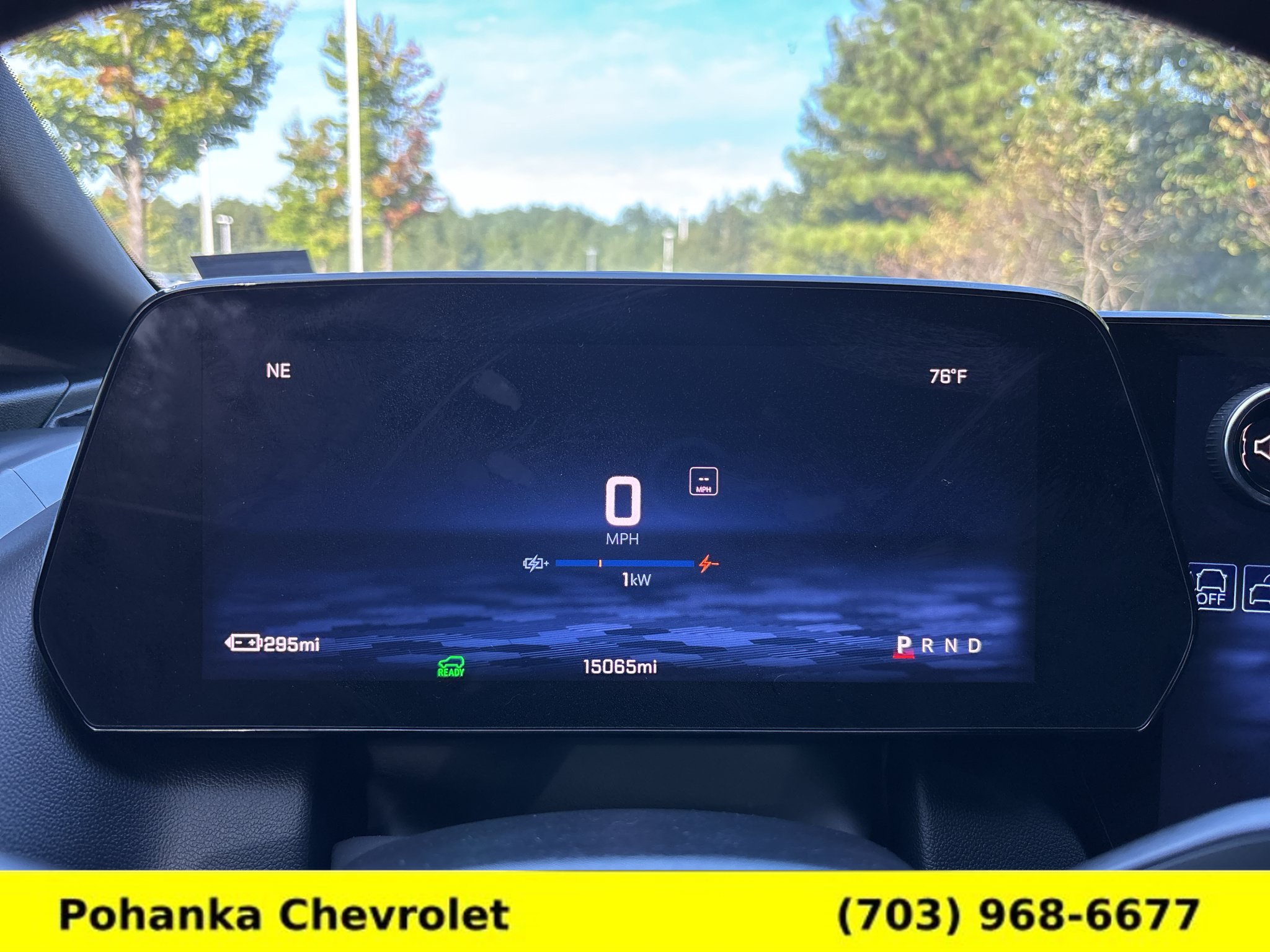 Certified 2024 Chevrolet Equinox EV RS FWD image 8