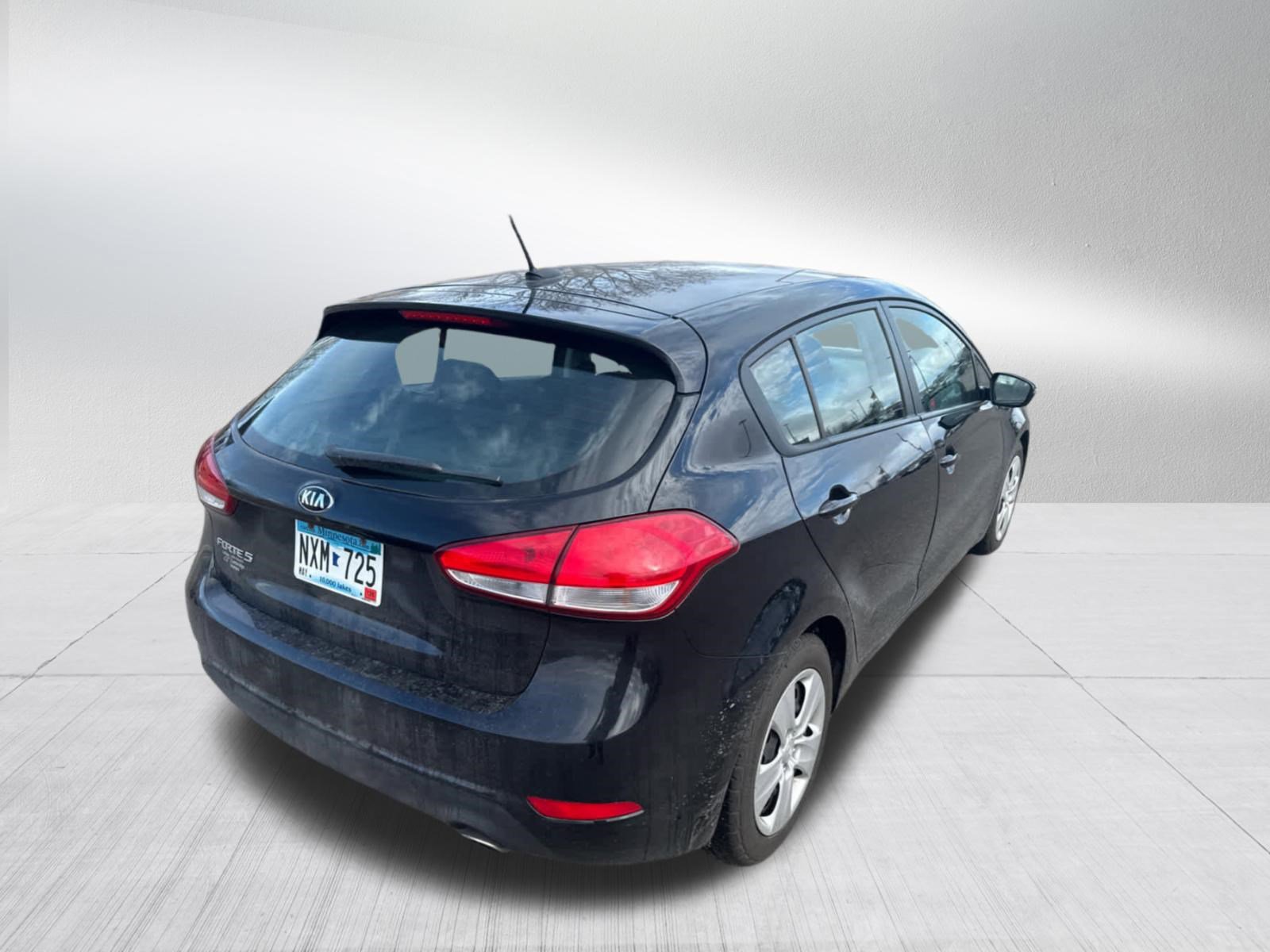 Used 2016 Kia Forte LX image 5
