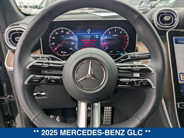 Used 2025 Mercedes-Benz GLC 300 image 13