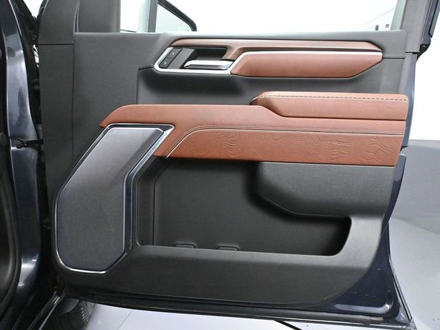 Used 2024 GMC Sierra 3500 Denali Ultimate image 54