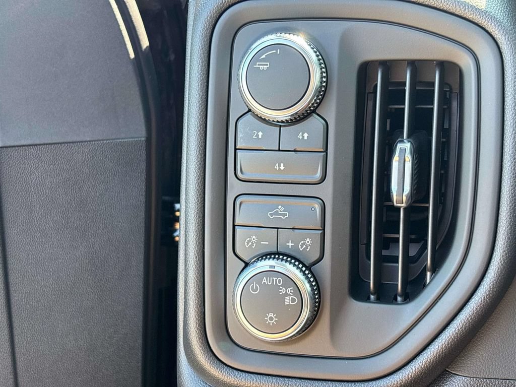 New 2026 GMC Sierra 2500 Pro AWD/4WD image 9
