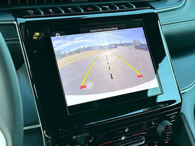 Used 2024 Jeep Grand Cherokee L Altitude image 13