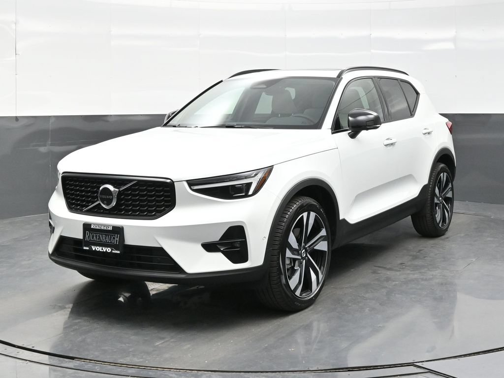 New 2026 Volvo XC40 B5 Ultra w/ Protection Package Premier AWD/4WD image 2