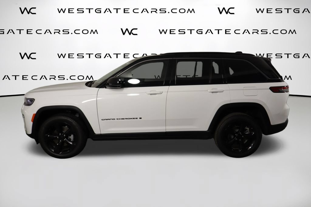 Used 2026 Jeep Grand Cherokee Limited w/ Limited Altitude Package AWD/4WD image 5