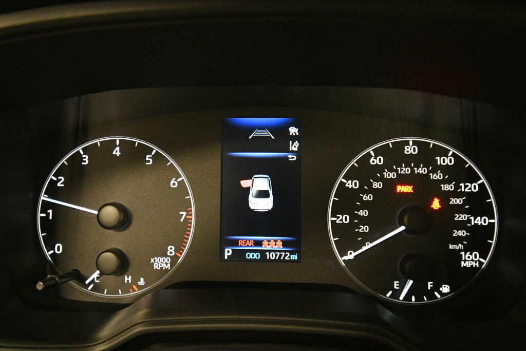 Certified 2025 Toyota Corolla LE image 13