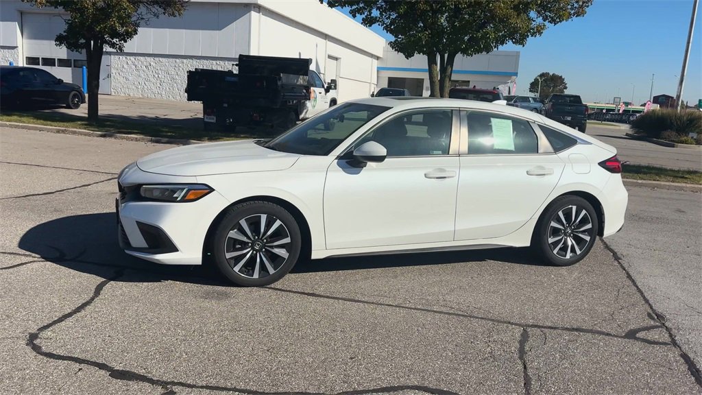 Used 2023 Honda Civic EX-L image 4