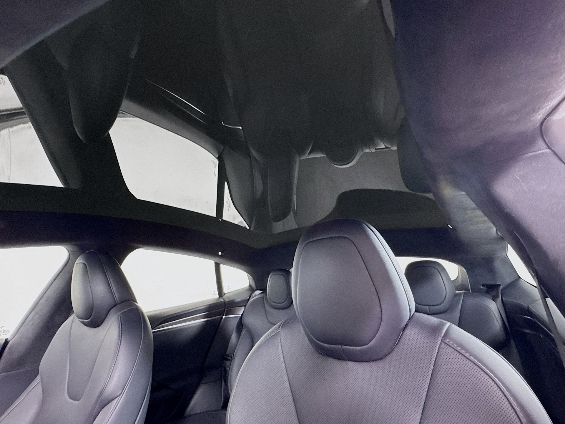 Used 2021 Tesla Model S Plaid image 21